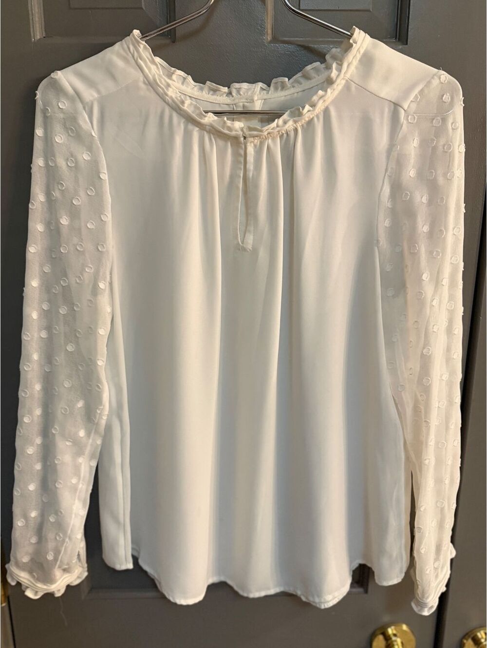 Anthropologie  HD Paris Women's Cream Color Long Sheer Sleeve Blouse Size 10 EUC